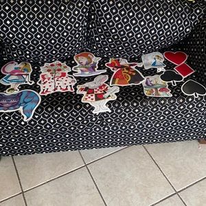 12 Alice in Wonderland Decoration Cutouts